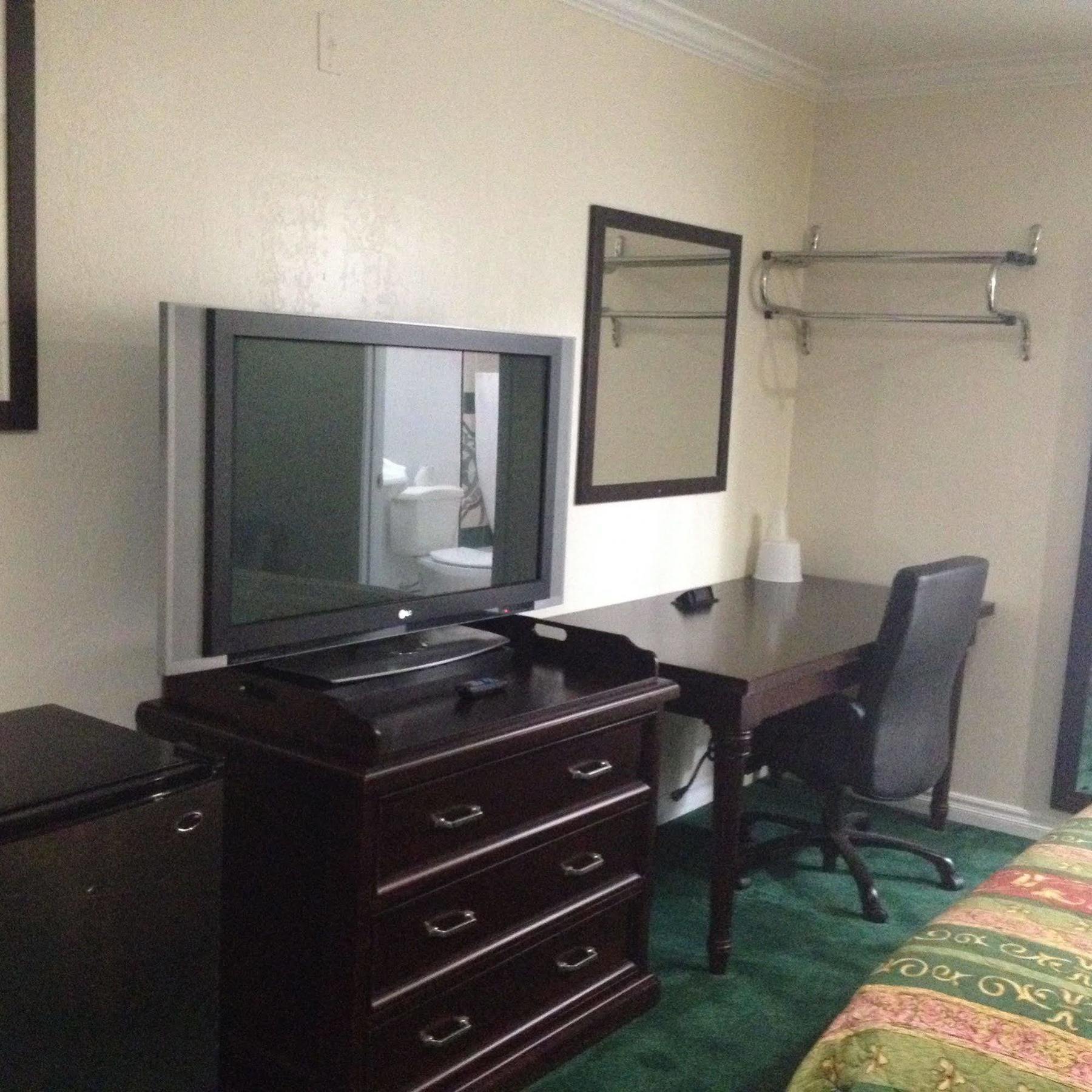 Motel National